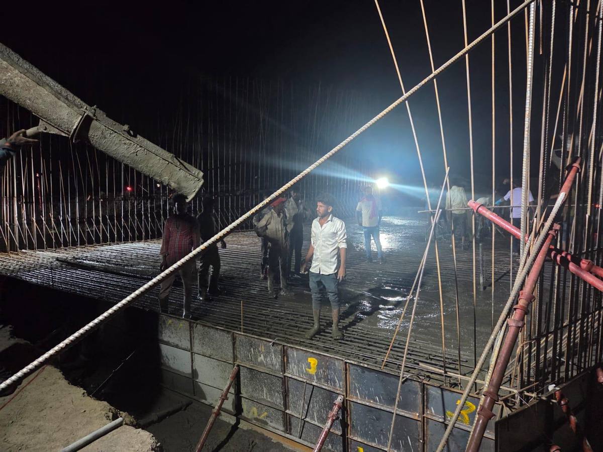 Night concrete pour
